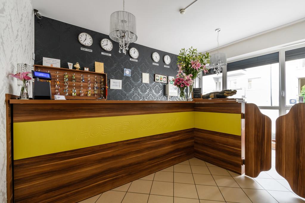 Hostel Krokodyl Warschau Buitenkant foto