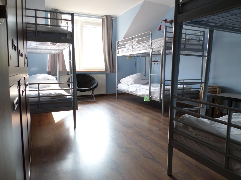Hostel Krokodyl Warschau Buitenkant foto