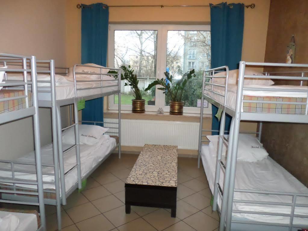 Hostel Krokodyl Warschau Buitenkant foto