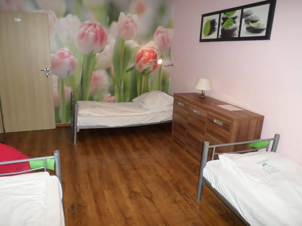 Hostel Krokodyl Warschau Buitenkant foto