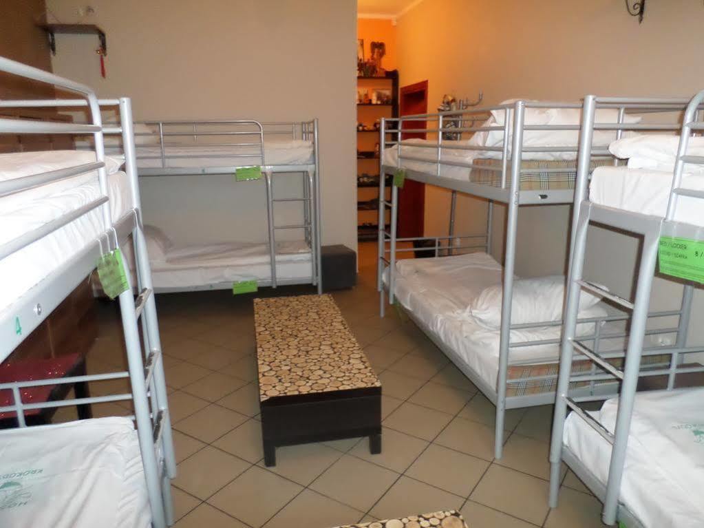 Hostel Krokodyl Warschau Buitenkant foto
