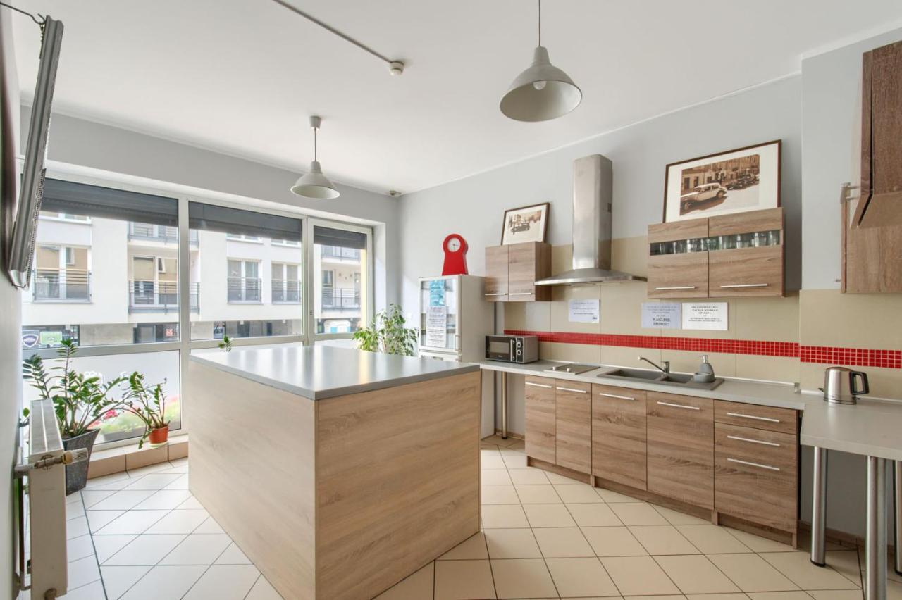 Hostel Krokodyl Warschau Buitenkant foto