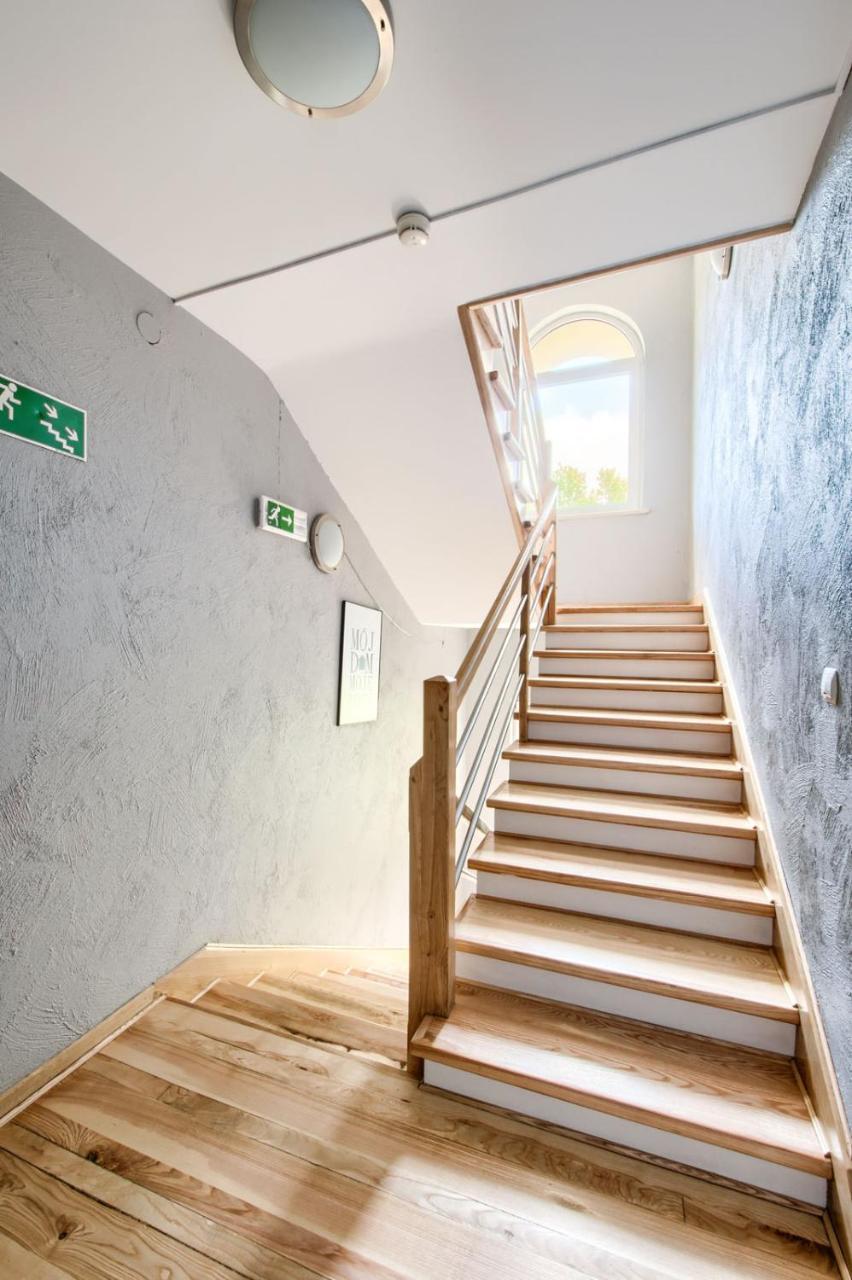 Hostel Krokodyl Warschau Buitenkant foto